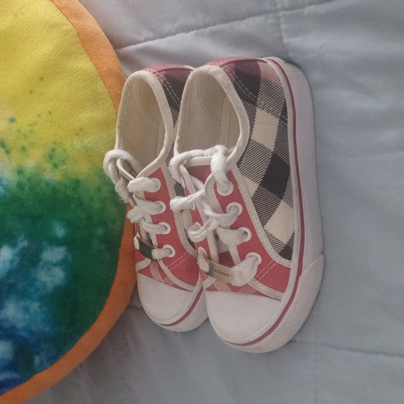 Burberry Other - Burberry kids sneakers, GUC